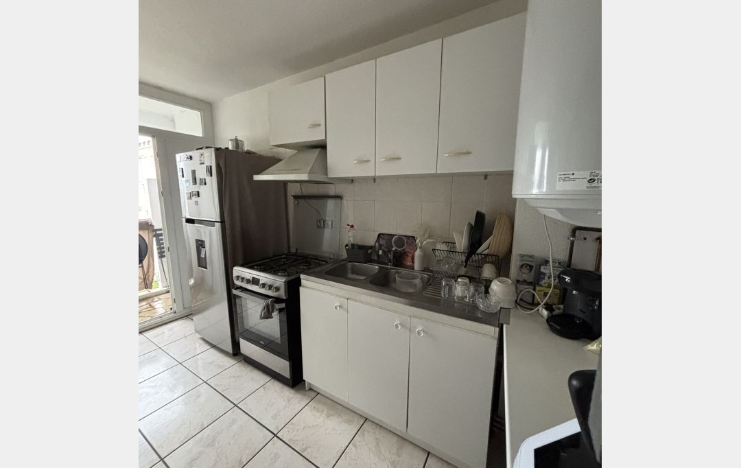 ACTIVA : Appartement | NIMES (30000) | 56 m2 | 552 € 